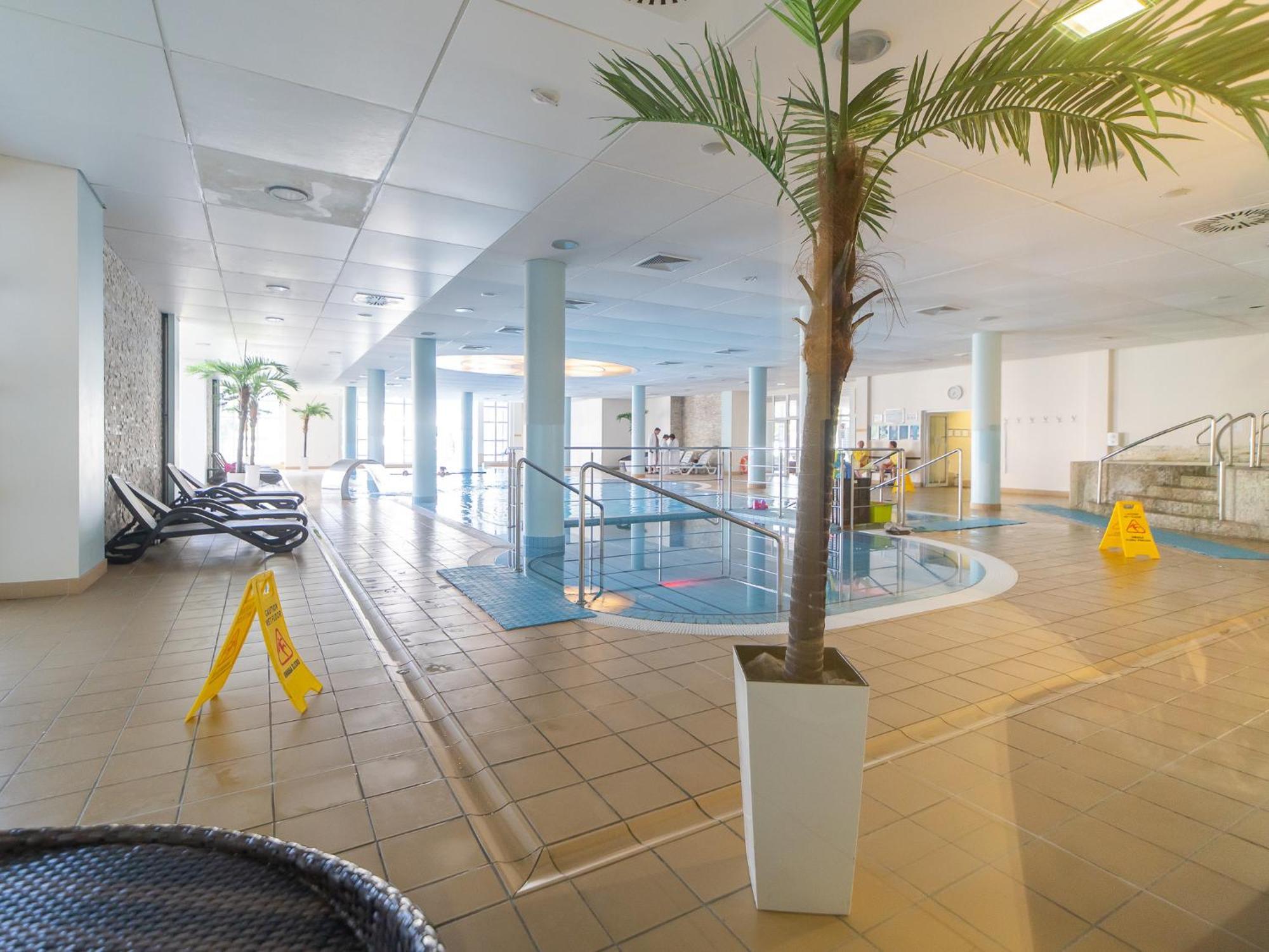 Apartamenty Prywatne W Hotelu Przy Plazy Diva Колобжег Екстериор снимка